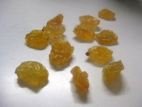 golden raisins